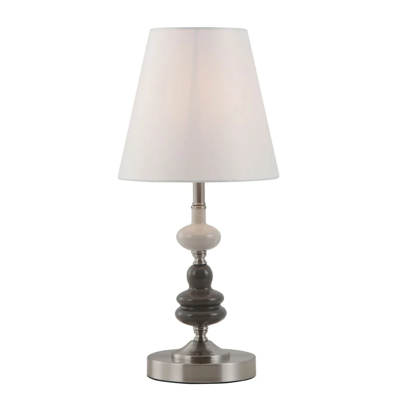 Moderne Trommel-Tischlampe mit cremefarbenem Schirm
